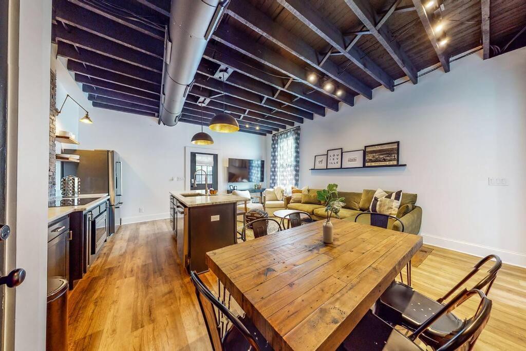 Luxury 8 Bed/4 Ba Nulu Home Private Yard/Parking Louisville Eksteriør billede