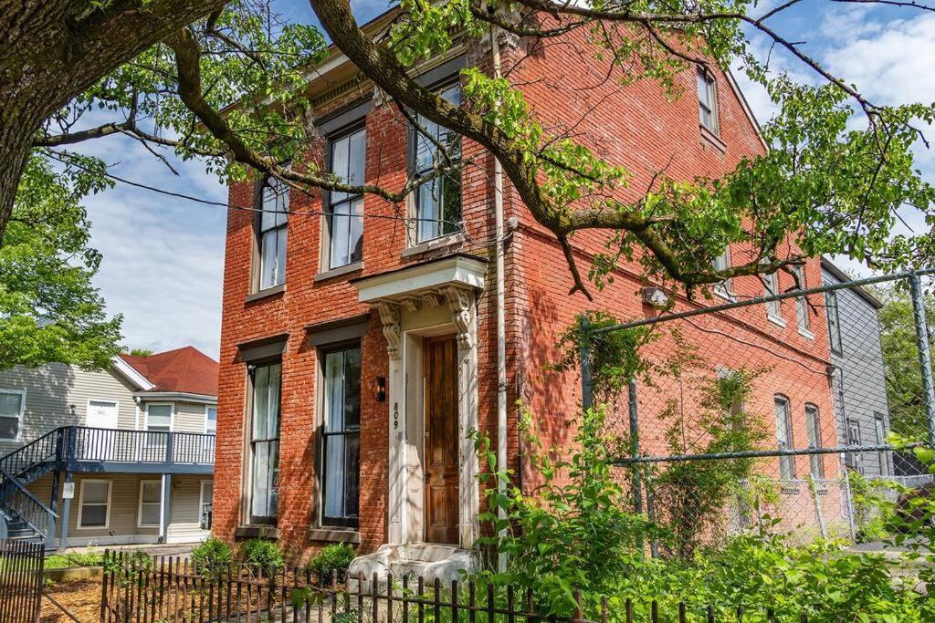 Luxury 8 Bed/4 Ba Nulu Home Private Yard/Parking Louisville Eksteriør billede